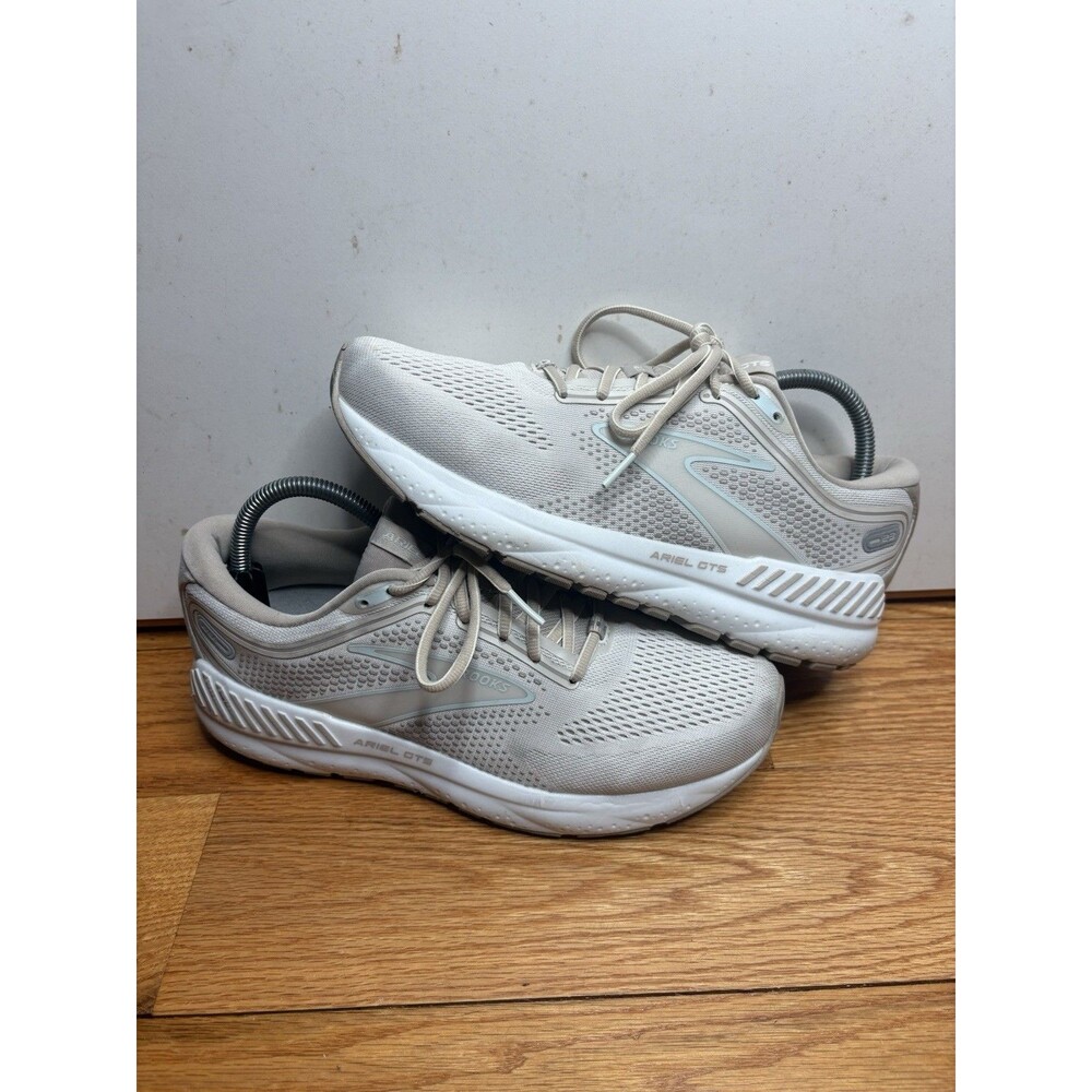 Brooks Ariel GTS 23 Womens Size 10 Beige White Athletic Running Shoes Sneakers